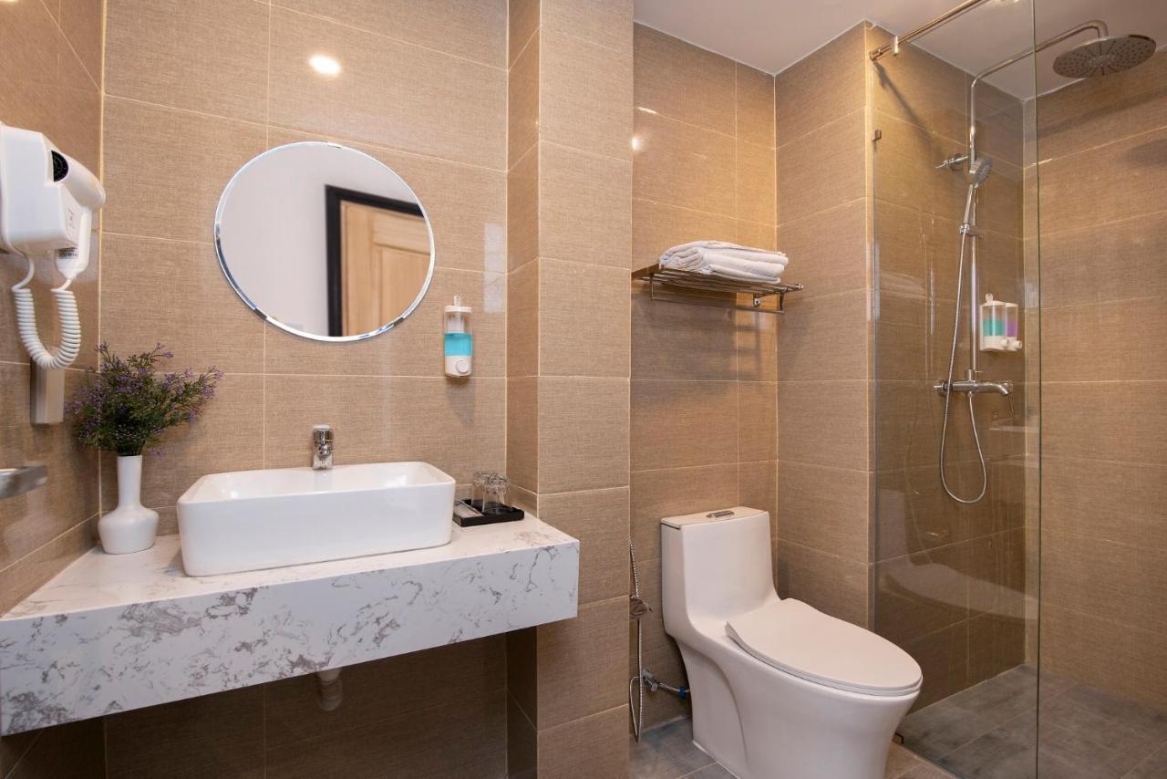 Golden Lotus Central Hotel Nha Trang Bagian luar foto